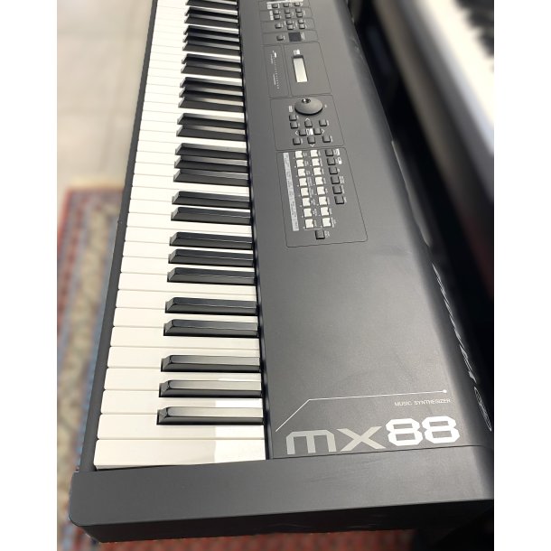 (USED) Yamaha MX88